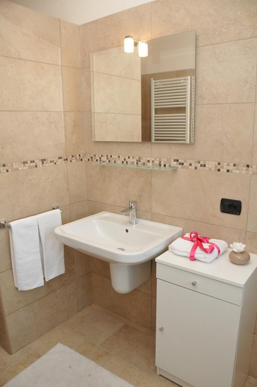 Salvi Apartamento Peschiera del Garda Quarto foto